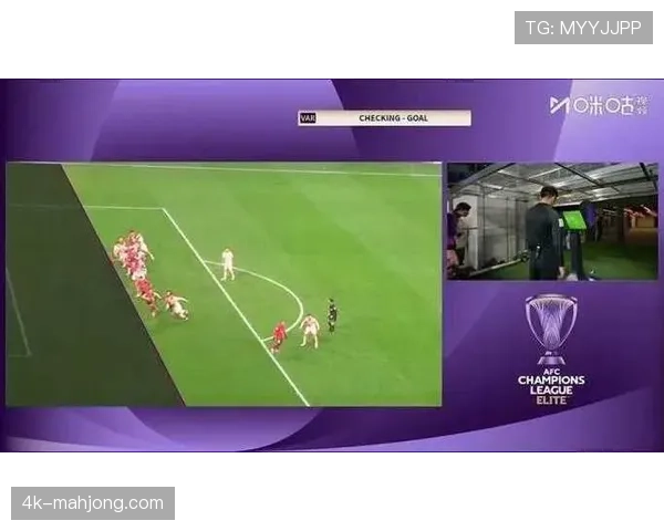 VAR长时间介入，判定弗赖堡进球前越位，引发主场球迷强烈不满